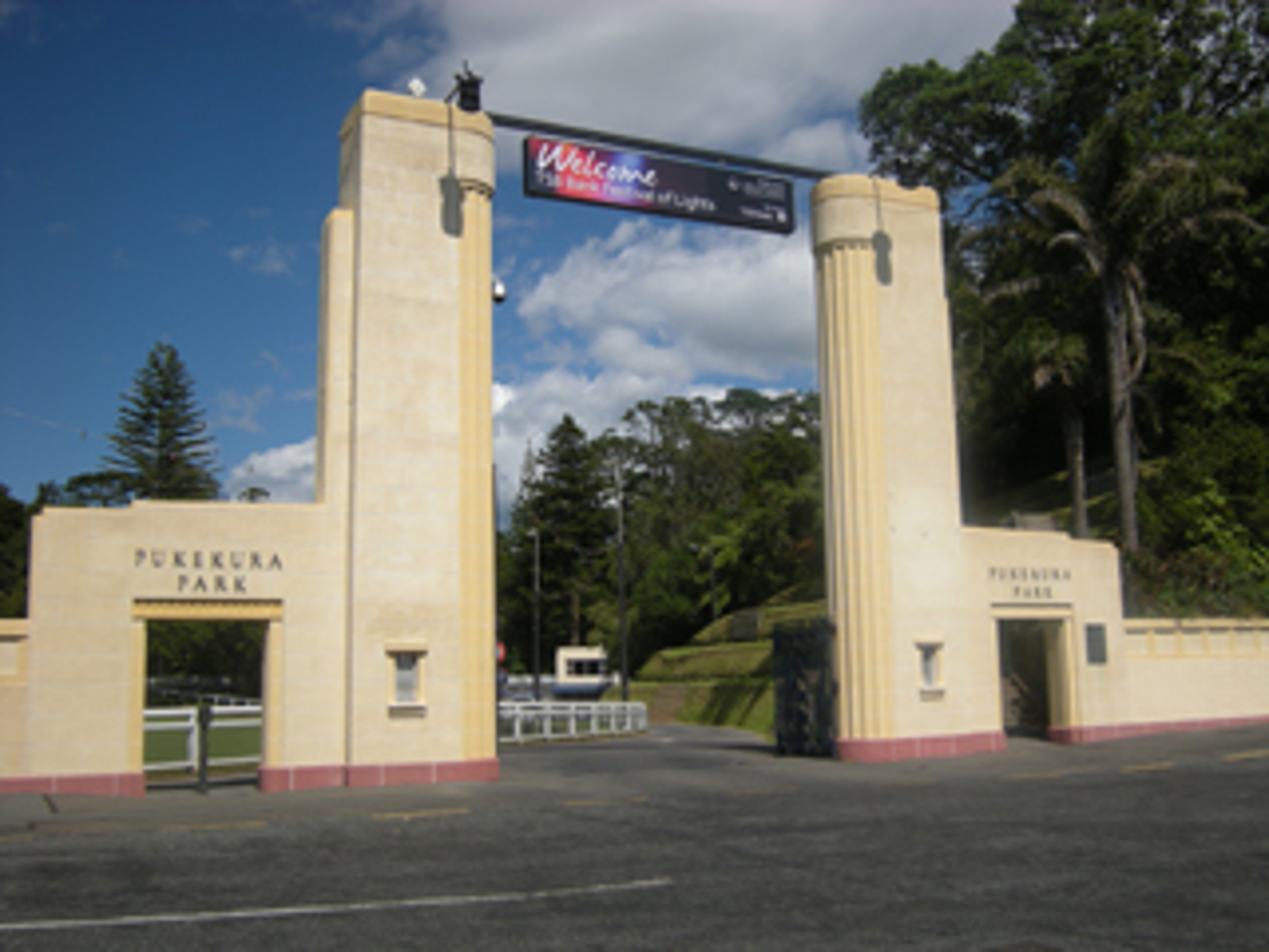 sanders gates